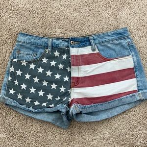 Fun Stars and Stripes Jean shorts Sz 30